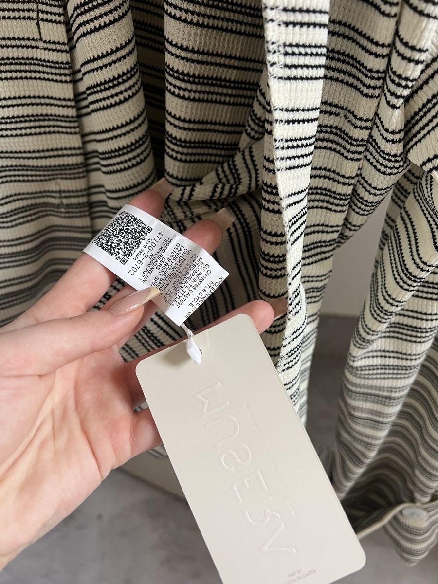 Shein Maglioni & Felpe: Shein Cardigan gestreift Gr. M – Nuovo e nell'imballaggio originale da Kirchberg BE venduto da lea_kb6y 2
