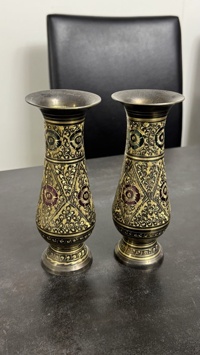 Vasi & Recipienti: Antique vase – Usato da hochdorf venduto da tariq1 1