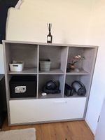 Modernes Regal mit Schublade  120 × 121 × 36 cm