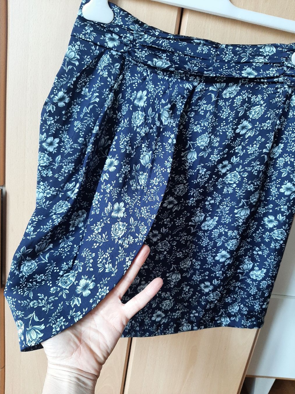 Röcke: SUITE BLANCO mini jupe plissée taille M – Neu (gemäss Beschreibung) aus Lausanne von del_tpq5 2