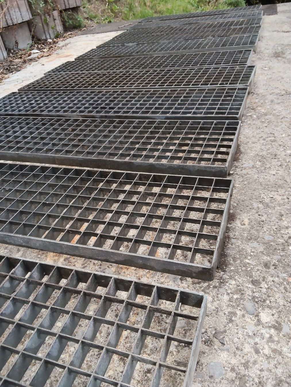 Escaliers: Treppe Tritte verzink  – D'occasion à Burgistein par Franks-Design 6