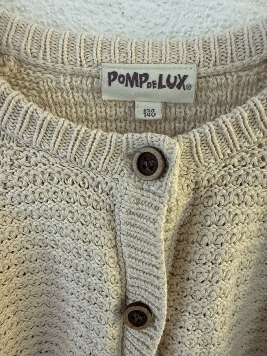 Pomp de Lux Giacche & Cappotti: Pomp de lux Strickjacke beige Gr. 134/140 – Nuovo (secondo la descrizione) da Freidorf TG venduto da nad_fxh7 1
