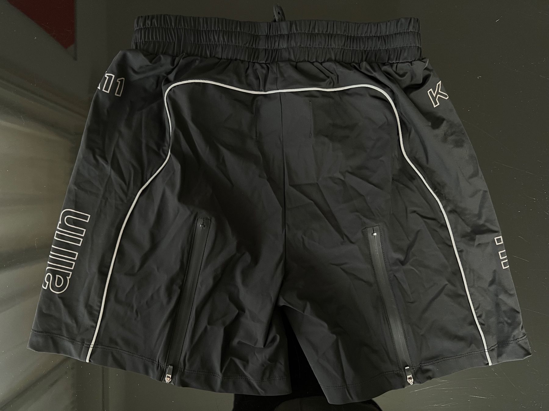 Jeans: all in Short – Usato da Renens VD venduto da ale_q6bz 2