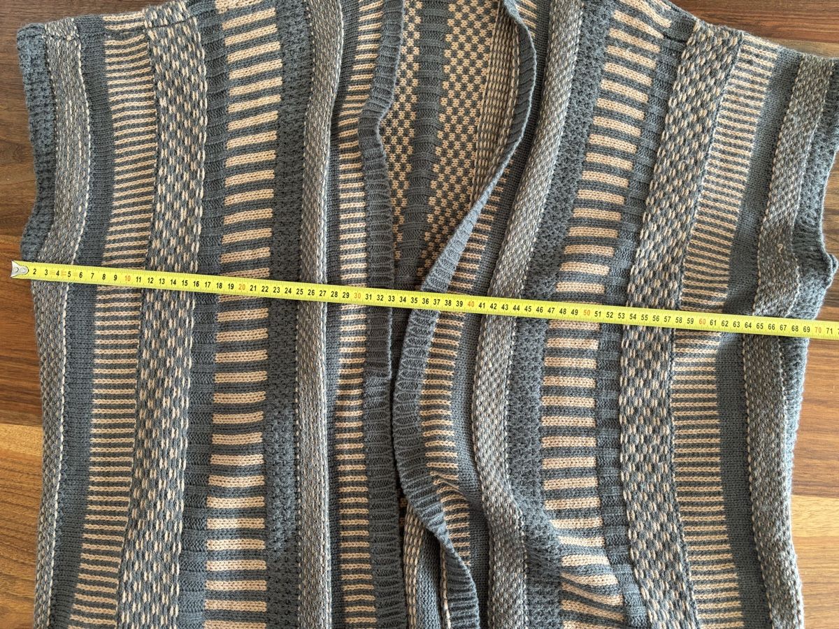 Repeat Autres vêtements femmes: Poncho Repeat cashmere – D'occasion à Winterthur par san_wd8j 5