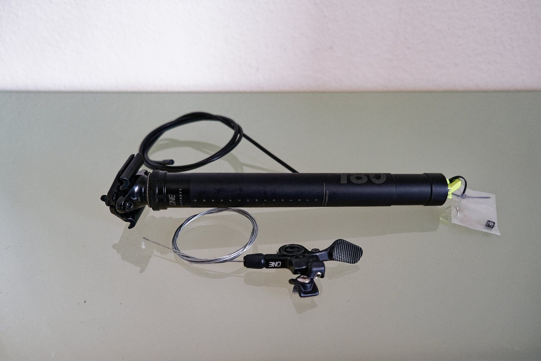 Ersatzteile: Variable Sattelstütze 180 mm mit Remote – Gebraucht aus Spiez von Strohlinger
