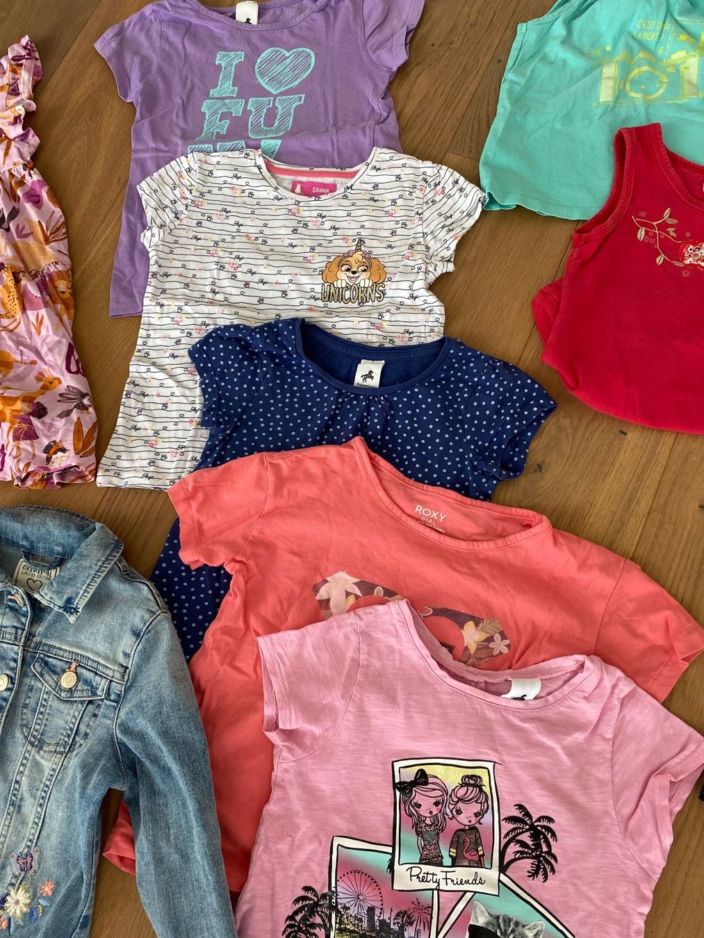 Lotti & Set di vestiti: Schönes Sommer-Kleiderpaket Gr. 116 – Usato da Basadingen venduto da Susanita0 2