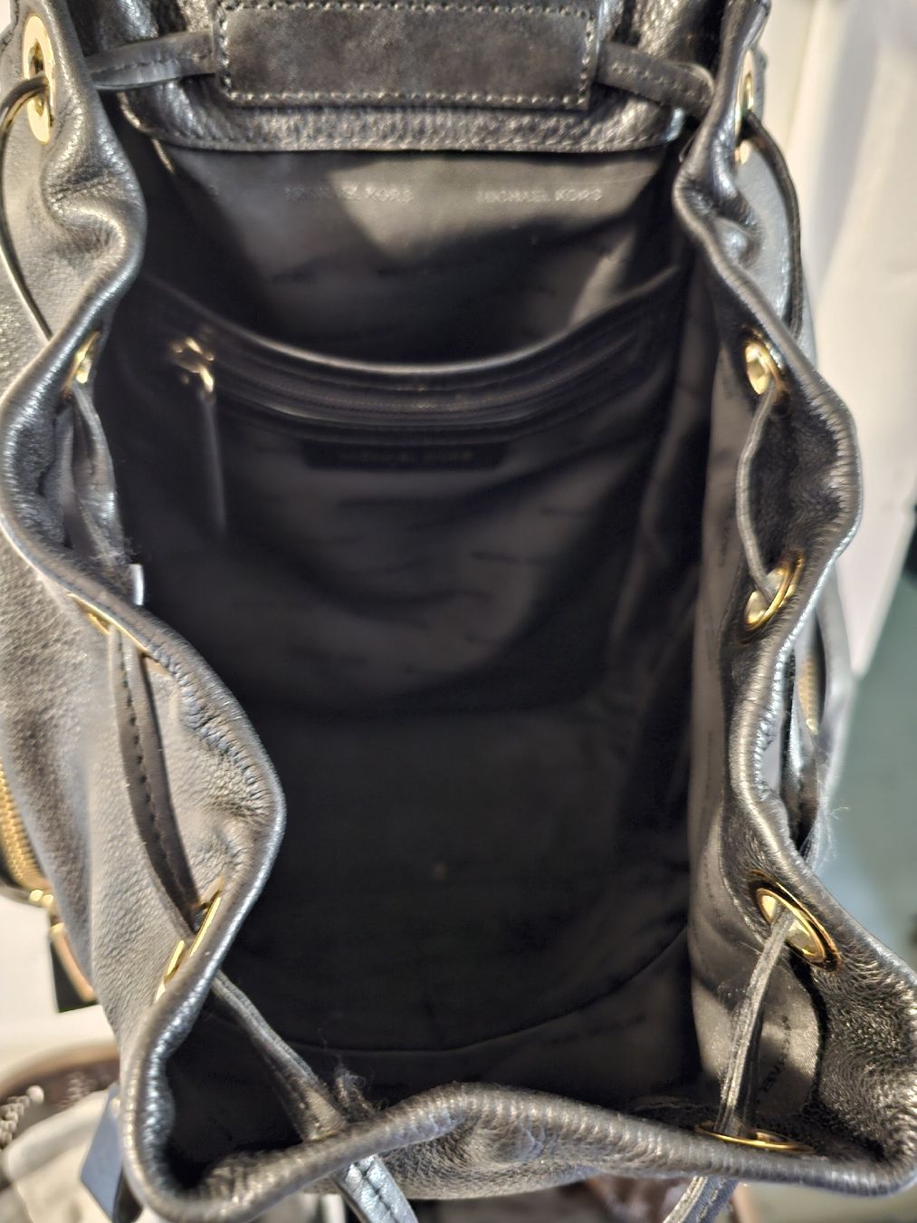 Michael Kors Zaini: Schwarzer Rucksack – Usato da Hendschiken venduto da Nic_Sta 4
