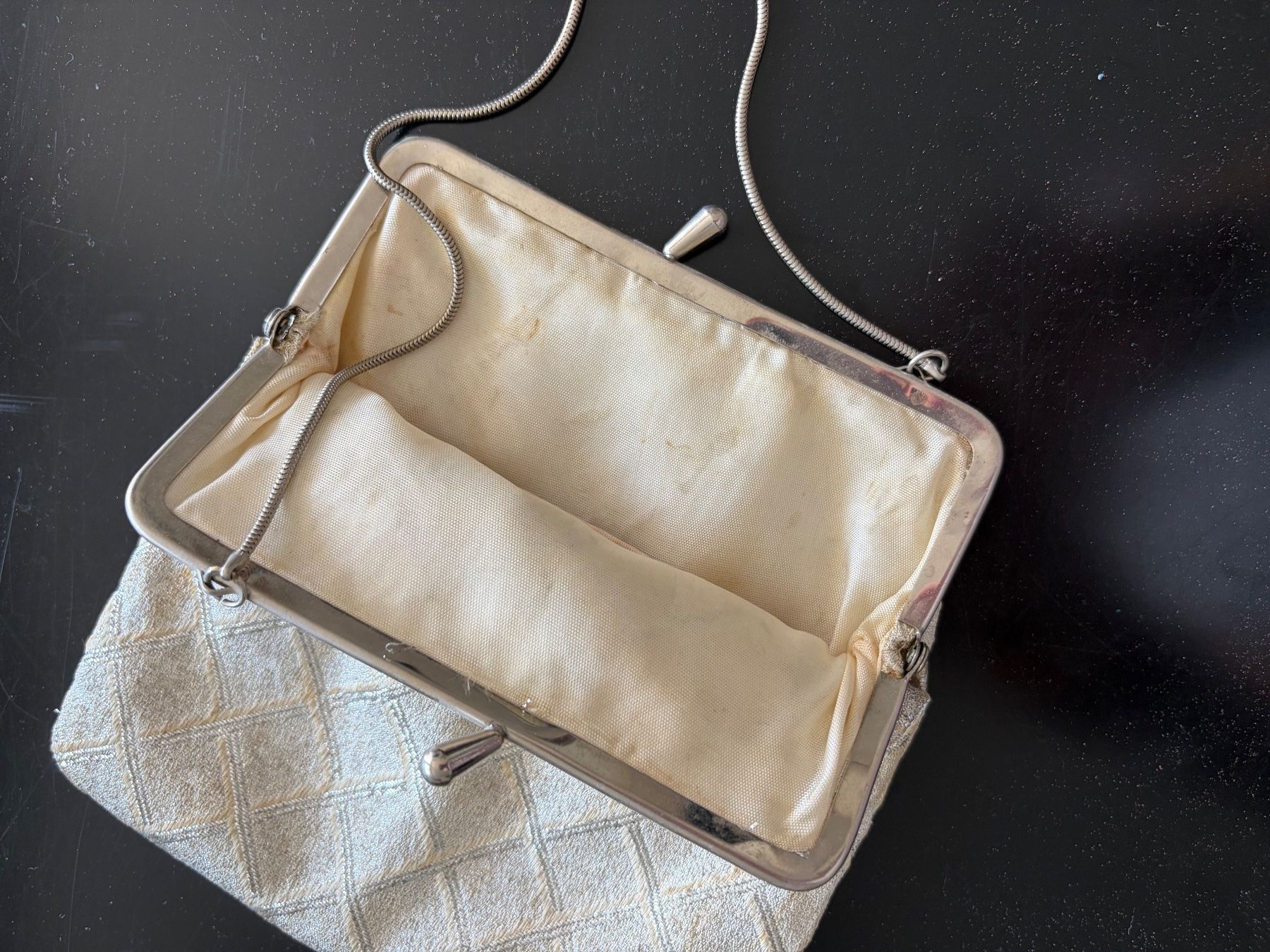 Borse da donna: Vintage Abendhandtasche silber – Usato da Luzern venduto da Lampion 2