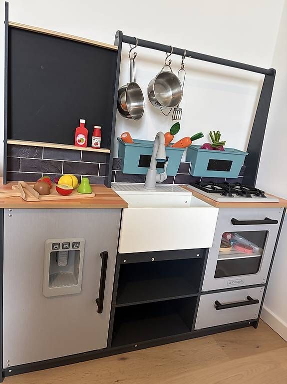 Giocattoli: Cuisine enfant kidkraft – Usato da St-saphorin venduto da Lfontaine 2