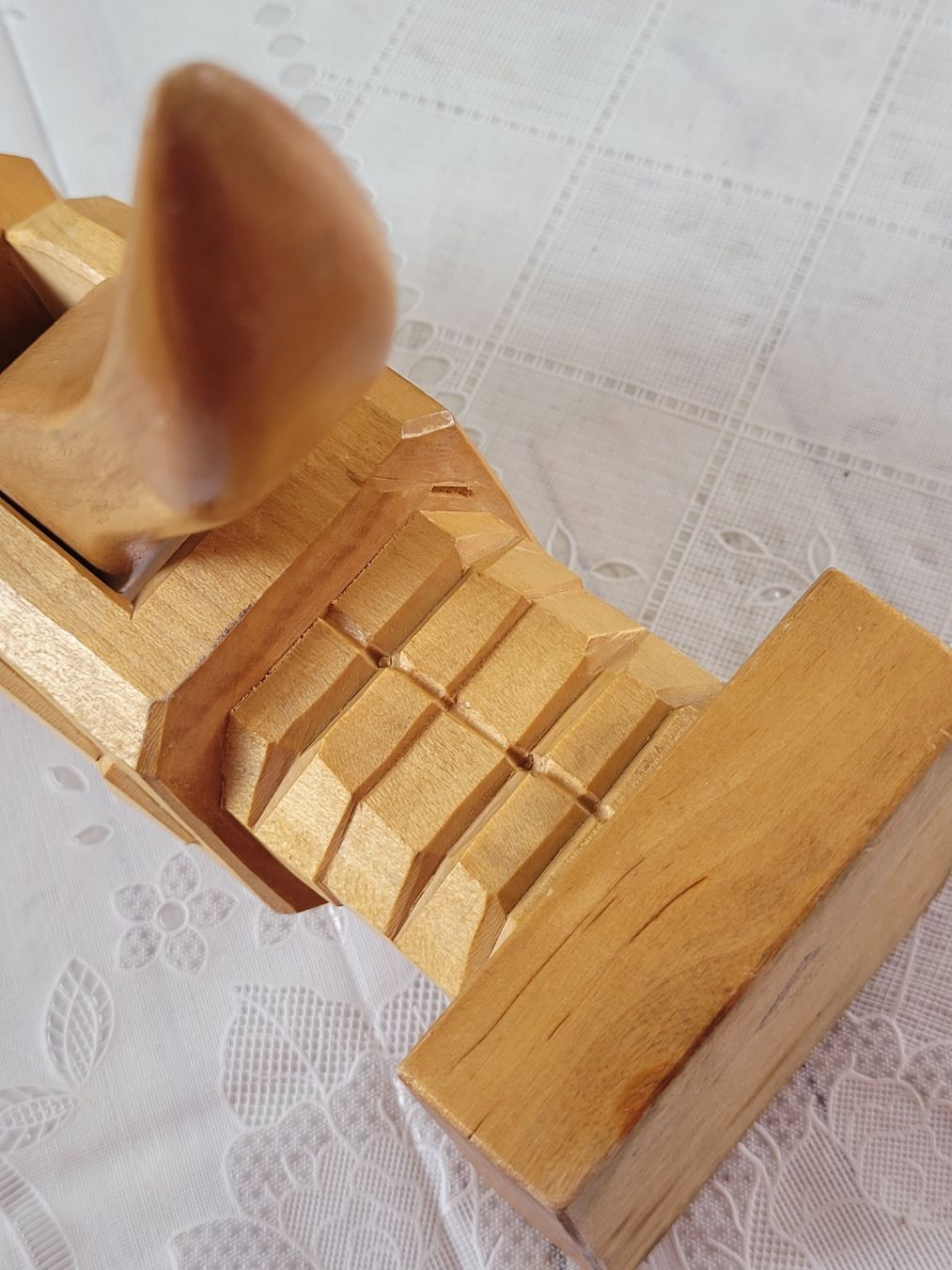 Tutte le decorazioni: Vintage Nussknacker Holz handgeschnitzt – Usato da Buttikon SZ venduto da Renco 4
