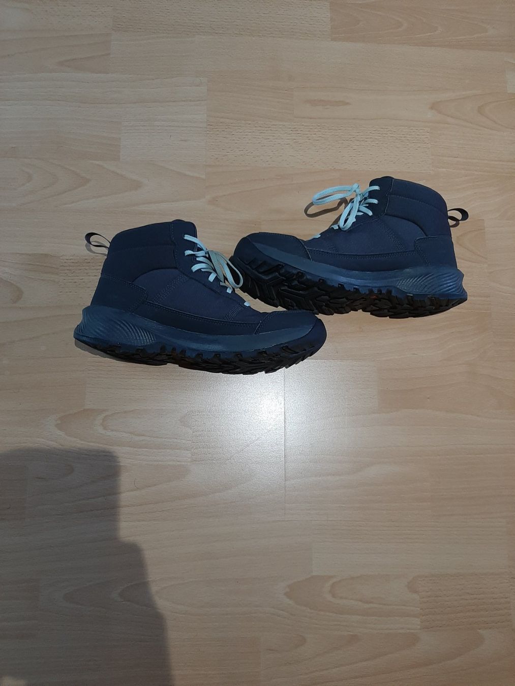 Decathlon Scarpe da uomo: Decathlon Wanderschuhe waterproof Gr.40 – Nuovo (secondo la descrizione) da Schwanden GL venduto da Evmolpia 2