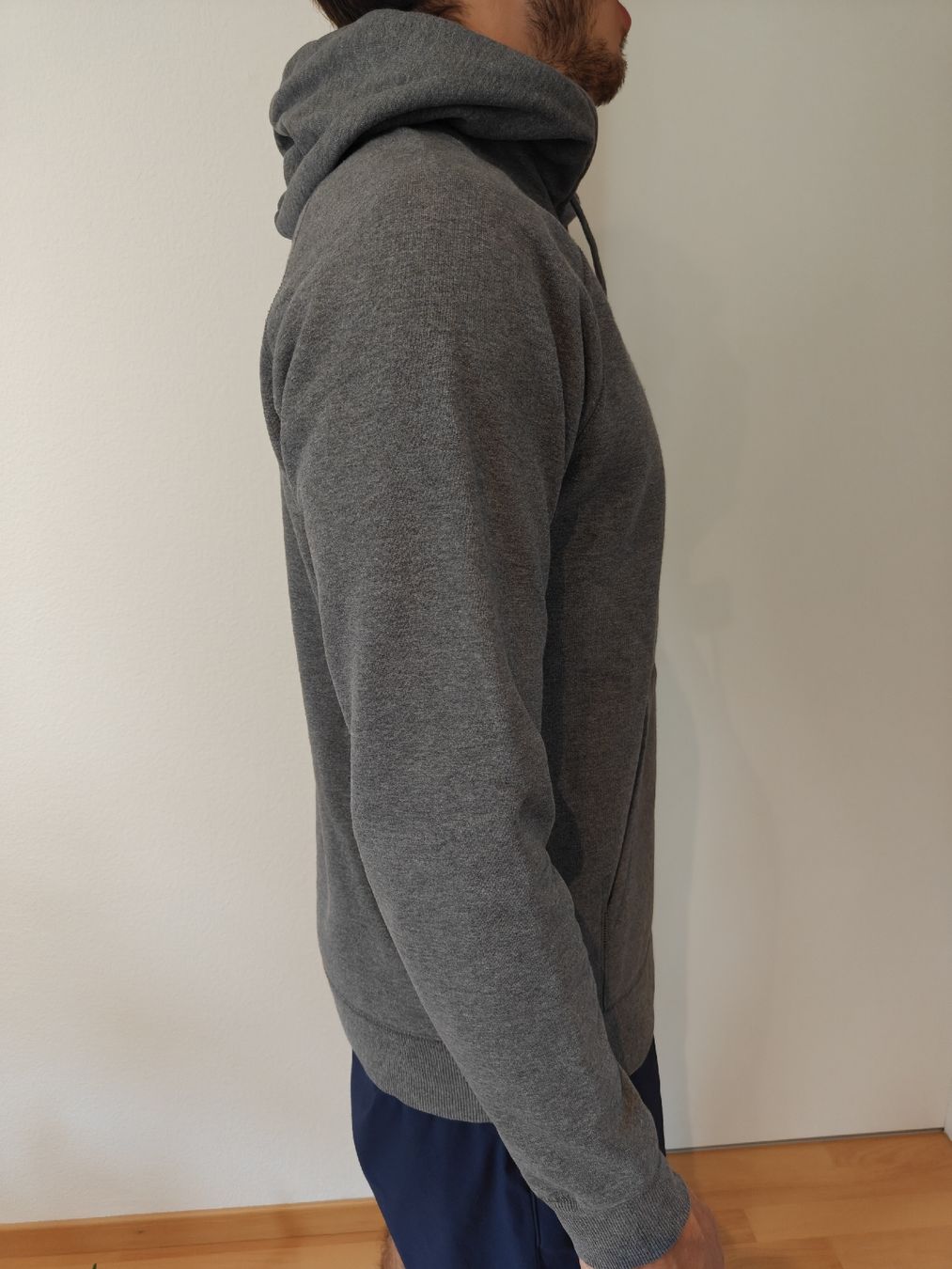 Maglioni & Felpe: Herren Hoody Gr. L – Usato da Olten venduto da Edelw1ss 1