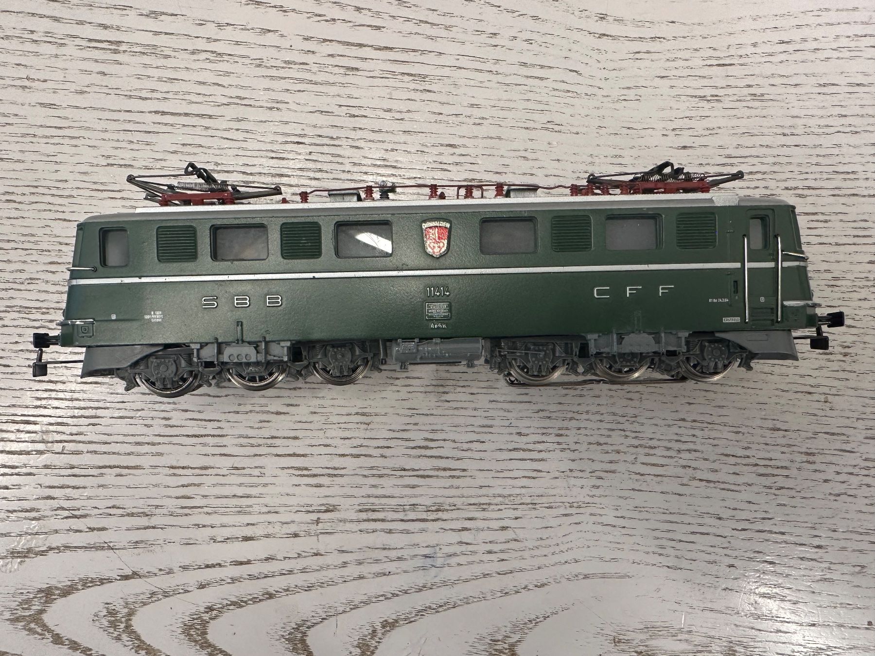 Märklin Modellini di ferrovie: Märklin 3050 SBB Ae 6/6 Obwalden – Usato da Lupsingen venduto da New-Haven 3