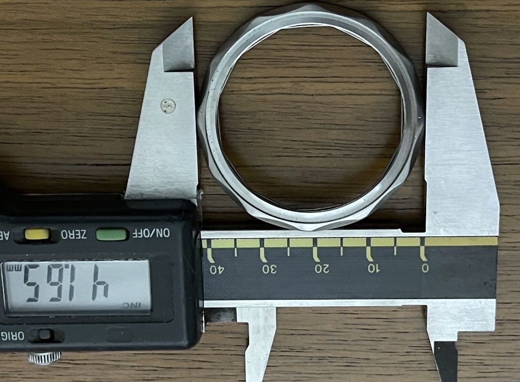 Omega Uhren: Lünette Omega Seamaster Chrono Professional – Neu (gemäss Beschreibung) aus Rüti ZH von Oldexplorer 5