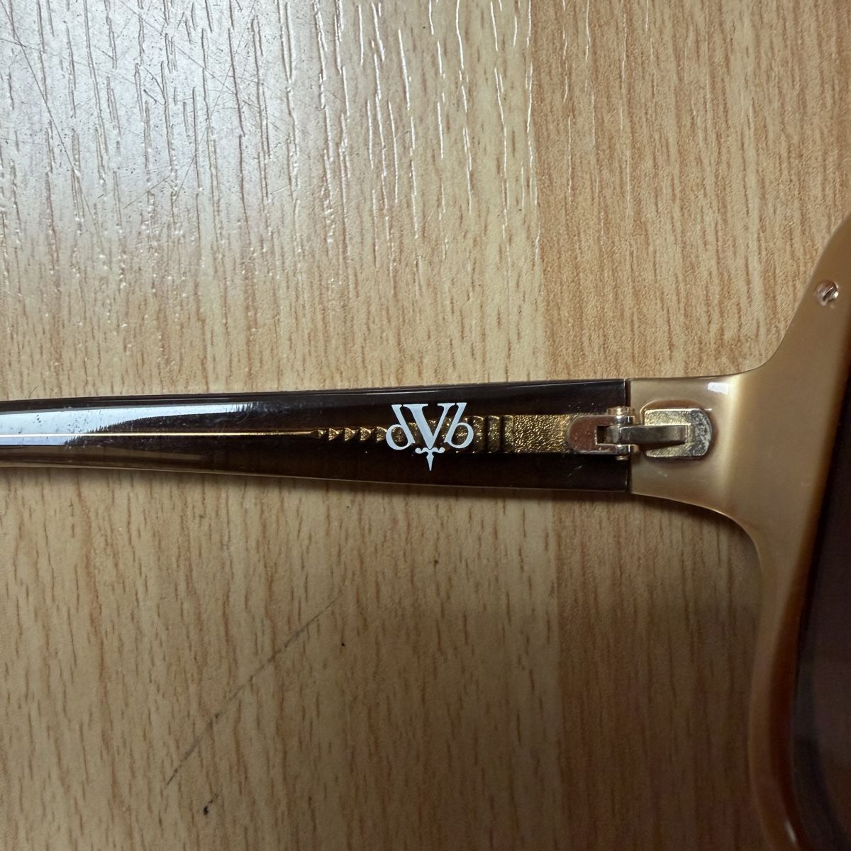 Occhiali & Lenti: Sonnenbrille David Beckham mit Etui – Usato da Thun venduto da BanjoDan 4