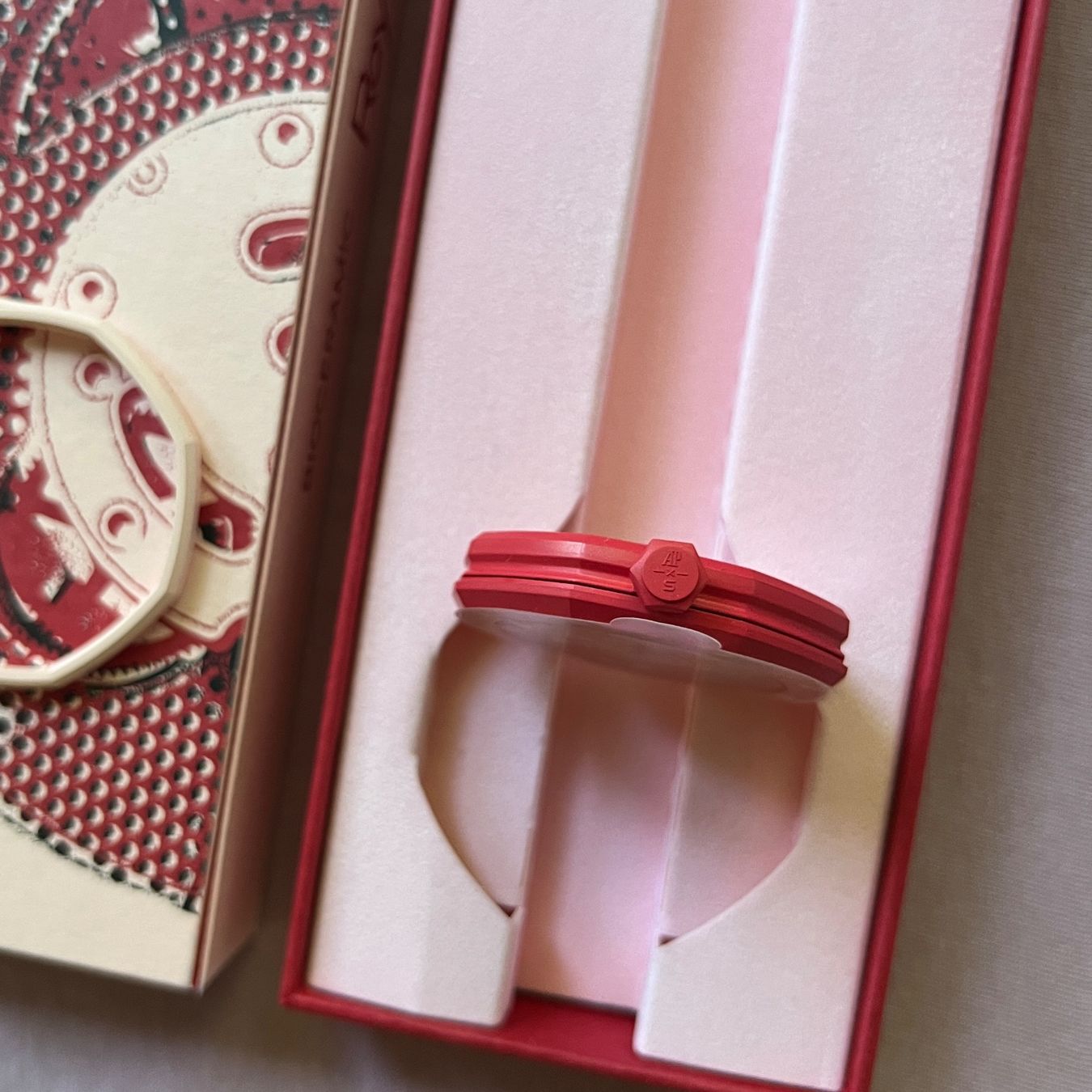 Swatch Orologi: Swatch Royal Pop Otto Rosso – Nuovo e nell'imballaggio originale da Kriens venduto da icekev 4