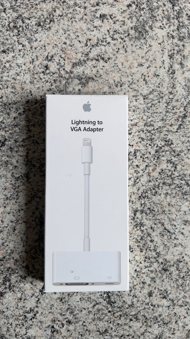 Apple Unità & Adattatore: Apple Lightning auf VGA Adapter – Usato da Winterthur venduto da mat_q5d5