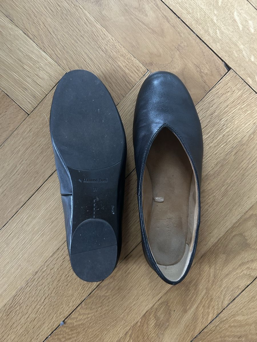 Massimo Dutti Damenschuhe: Leder Ballerinas Massimo Dutti – Gebraucht aus Luzern von fas2000 1