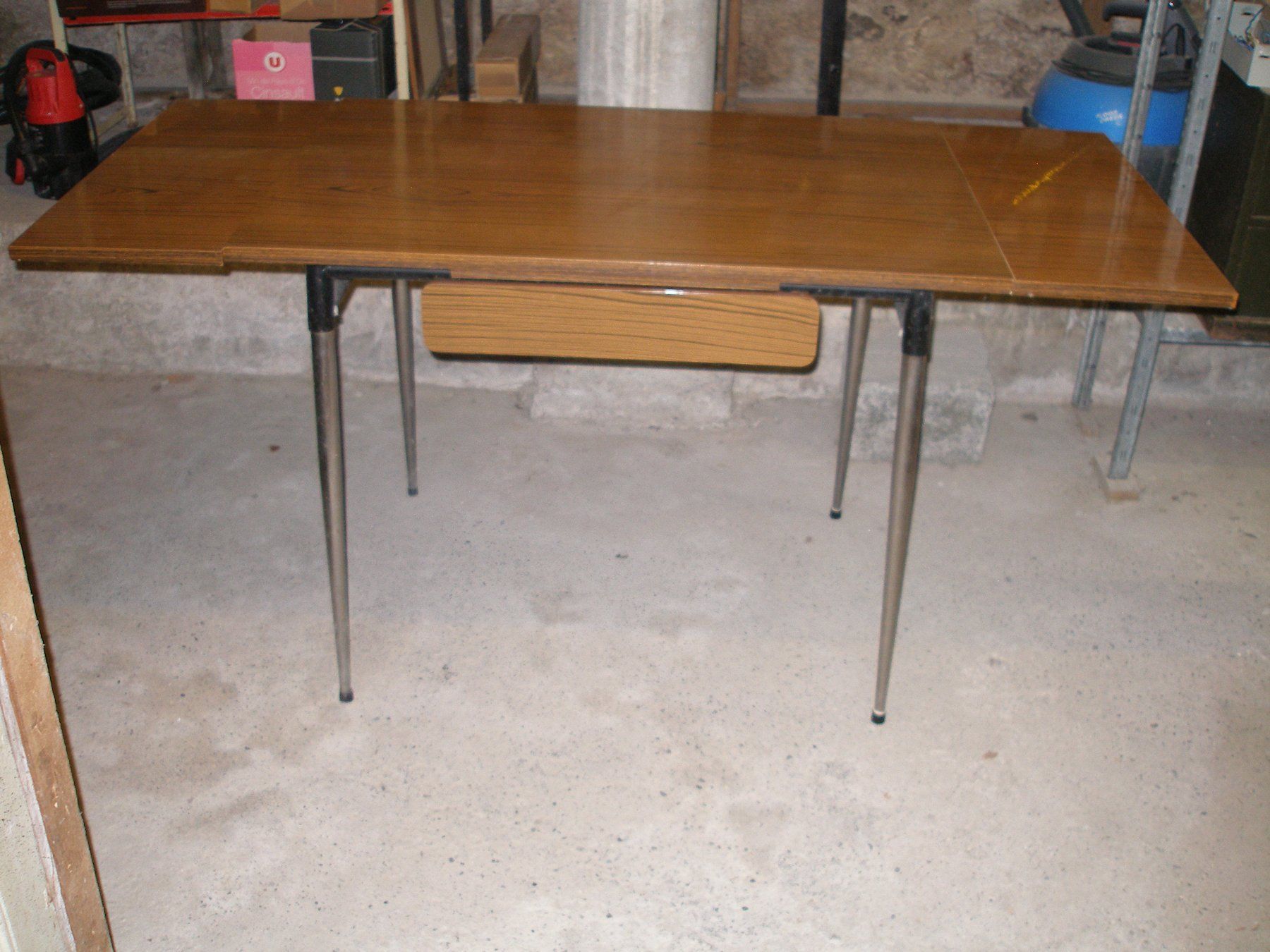 Tables: Table formica – D'occasion à jussy par monniati1951