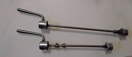 Tune Titan Schnellspanner 100/135mm