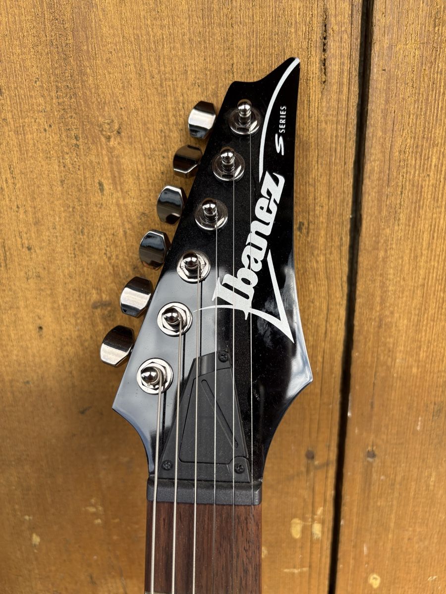 Ibanez Instruments de musique: Ibanez GIO E-Gitarre – D'occasion à Reutlingen par Livio84 2