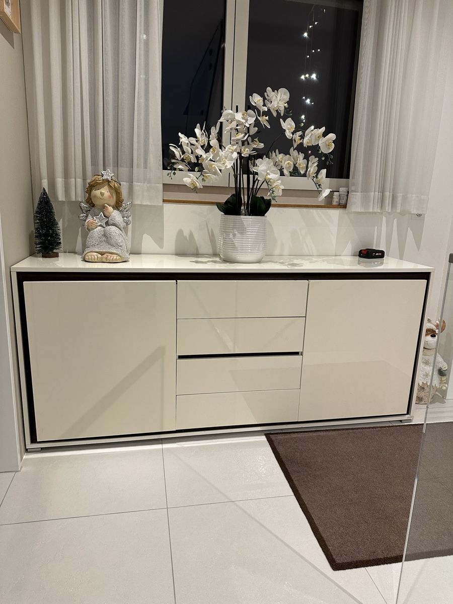 Kommoden: Sideboard – Gebraucht aus Sarmenstorf von leo_sq2f