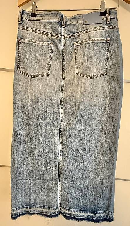 Cambio Gonne: Cambio Jeans Maxi Rock, hellblau, Grösse 38 – Usato da Ehrendingen venduto da ErikaKrisztina 1