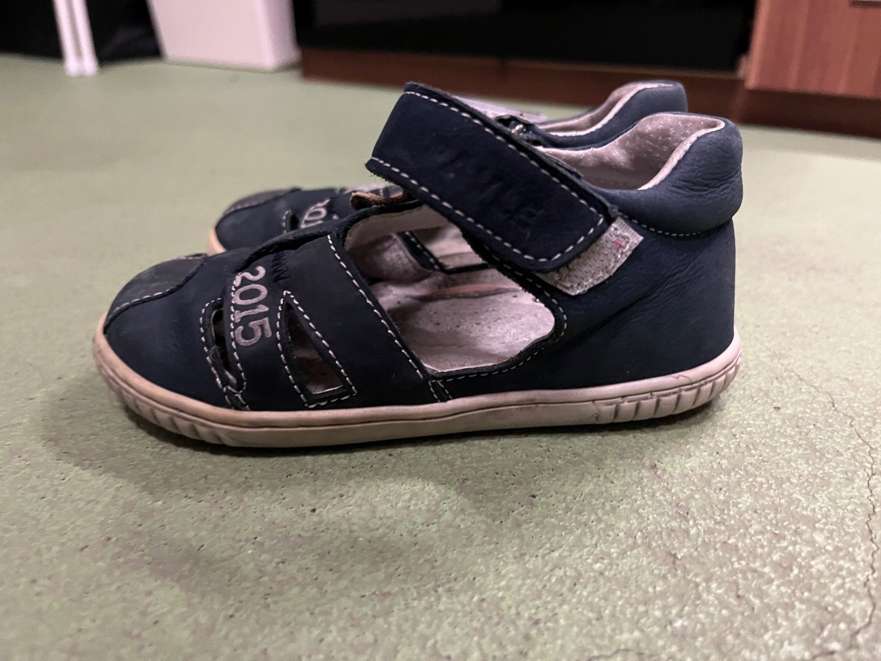 Scarpe per ragazzi: Babysandale Gr. 23 – Usato da Jona venduto da Good_luck1_