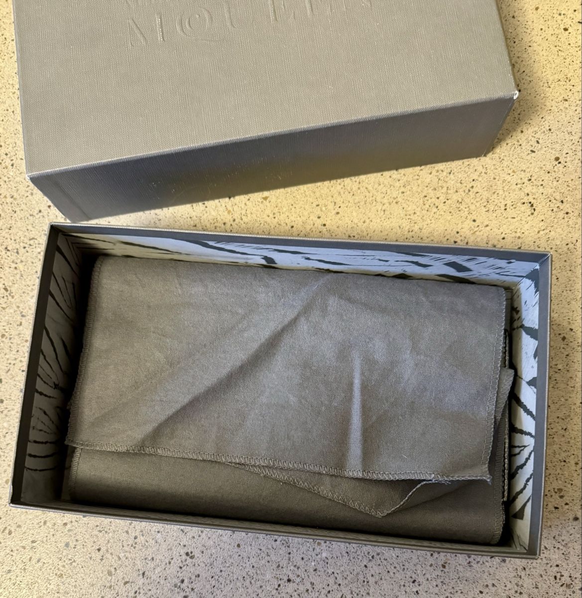 Alexander Mcqueen Borse da donna: Alexander McQueen metallic leather clutch – Usato da Zürich venduto da di_archive 6
