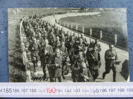 ARMEE SCHWEIZ TRUPPENAUFMARSCH HELM AB 1935 FÜS.KP1/132 AK