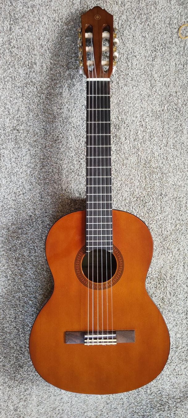 Strumenti musicali: Gitarre Yamaha 1/2 inkl. Tasche – Usato da Berschis venduto da mon_p9z7