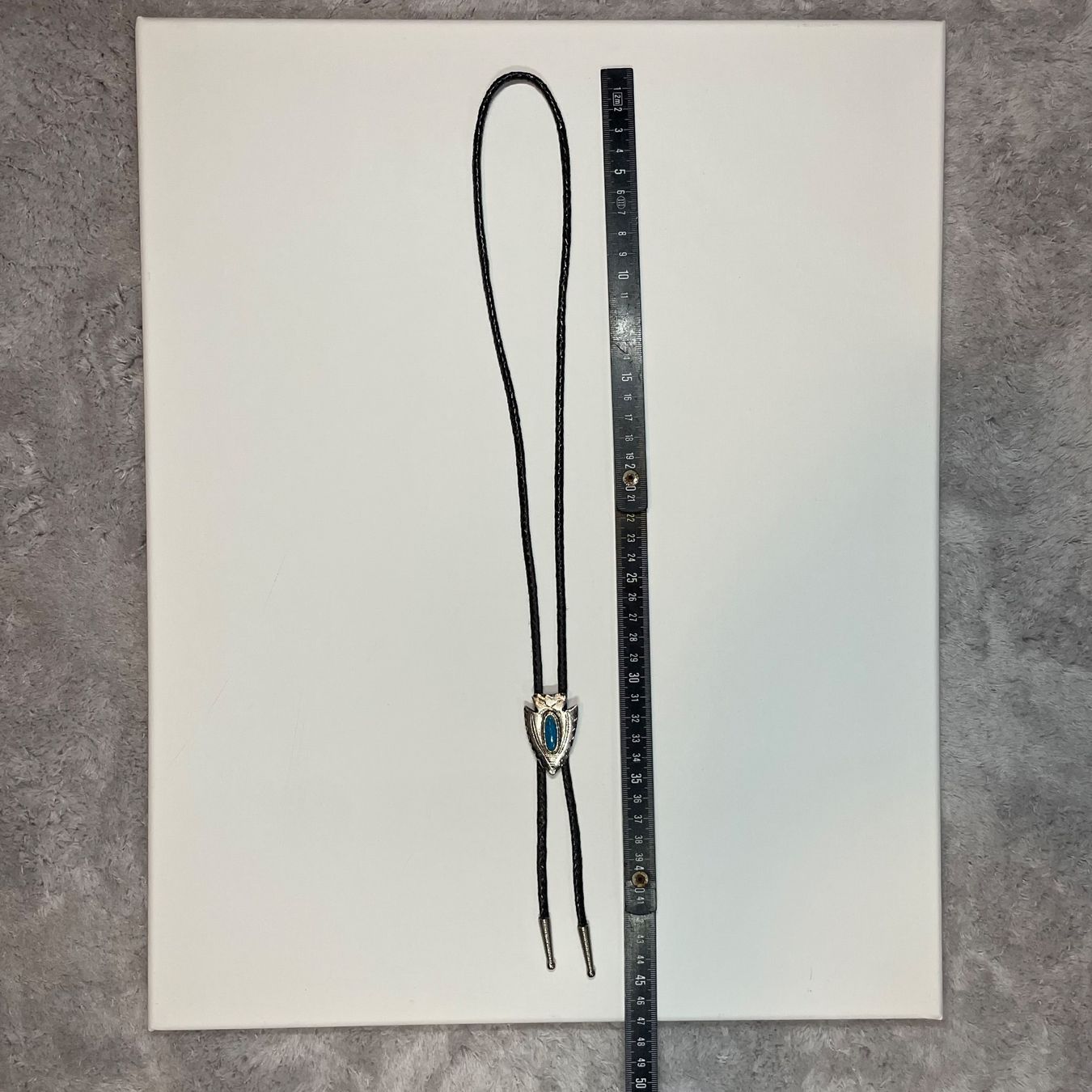 Catenine: Boho Bolo Halskette Schwarz Türkis Stein – Usato da Bubikon venduto da SwissSecondLife 2