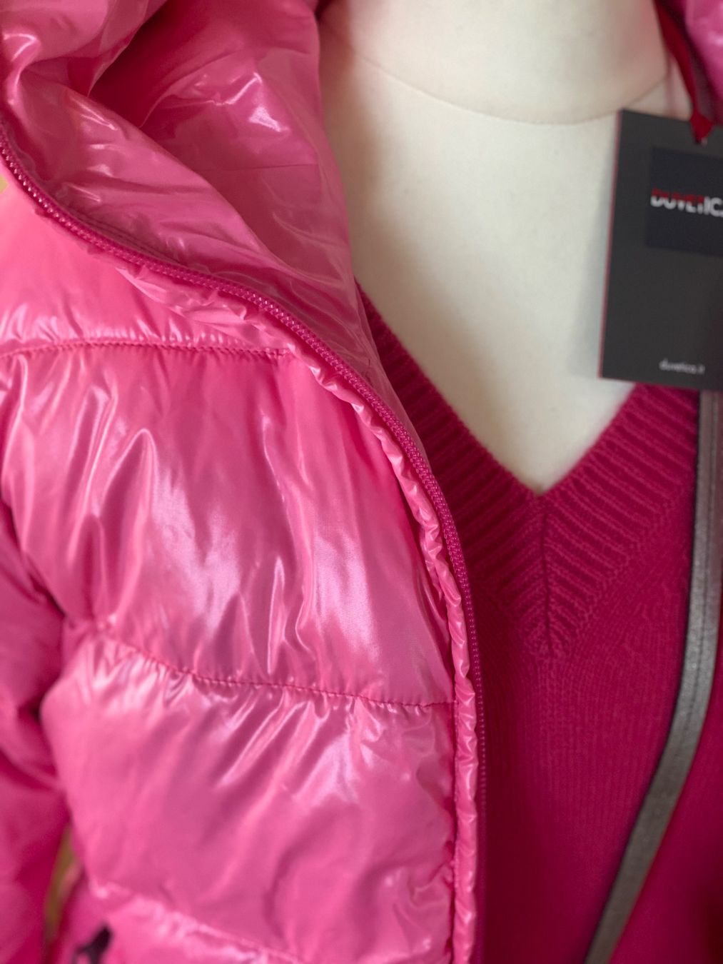 Duvetica Giacche: Duvetica Jacke (neu) – Nuovo e nell'imballaggio originale da Uster venduto da Charis5 2