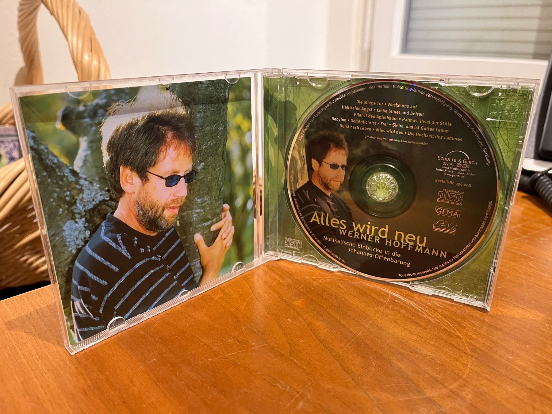 CD: Werner Hoffmann - Alles Wird Neu - HJ42B – Usato da Küsnacht ZH venduto da swisssales.net 2