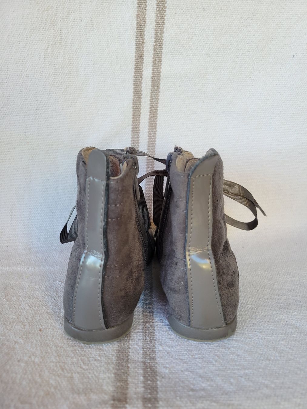 Chaussures garçon: bottines taille 22 – D'occasion à Neuchâtel par valerizette 3