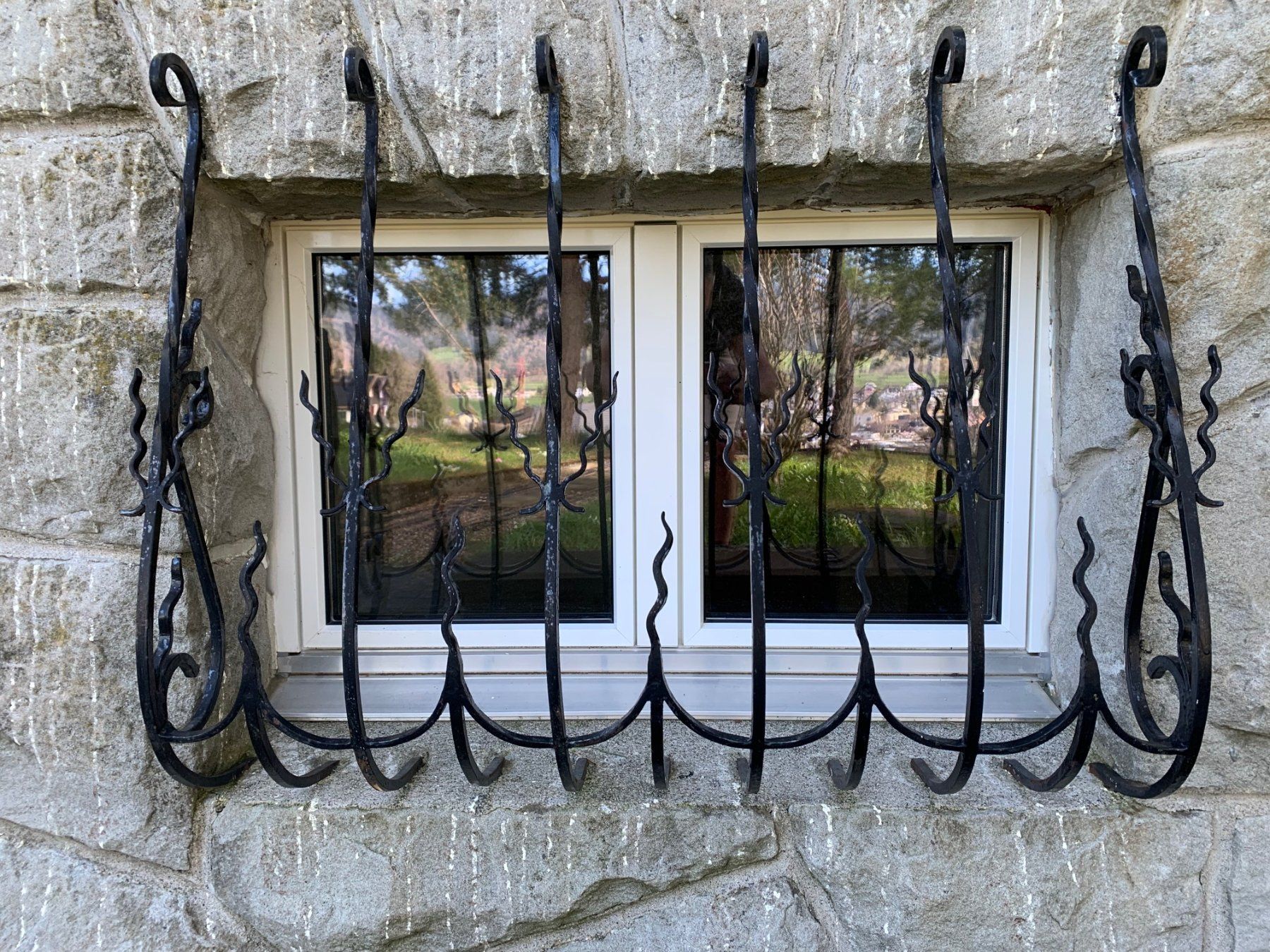 Griglie e Inferriate: Gitter für Kellerfenster – Usato da Biel/Bienne venduto da and040