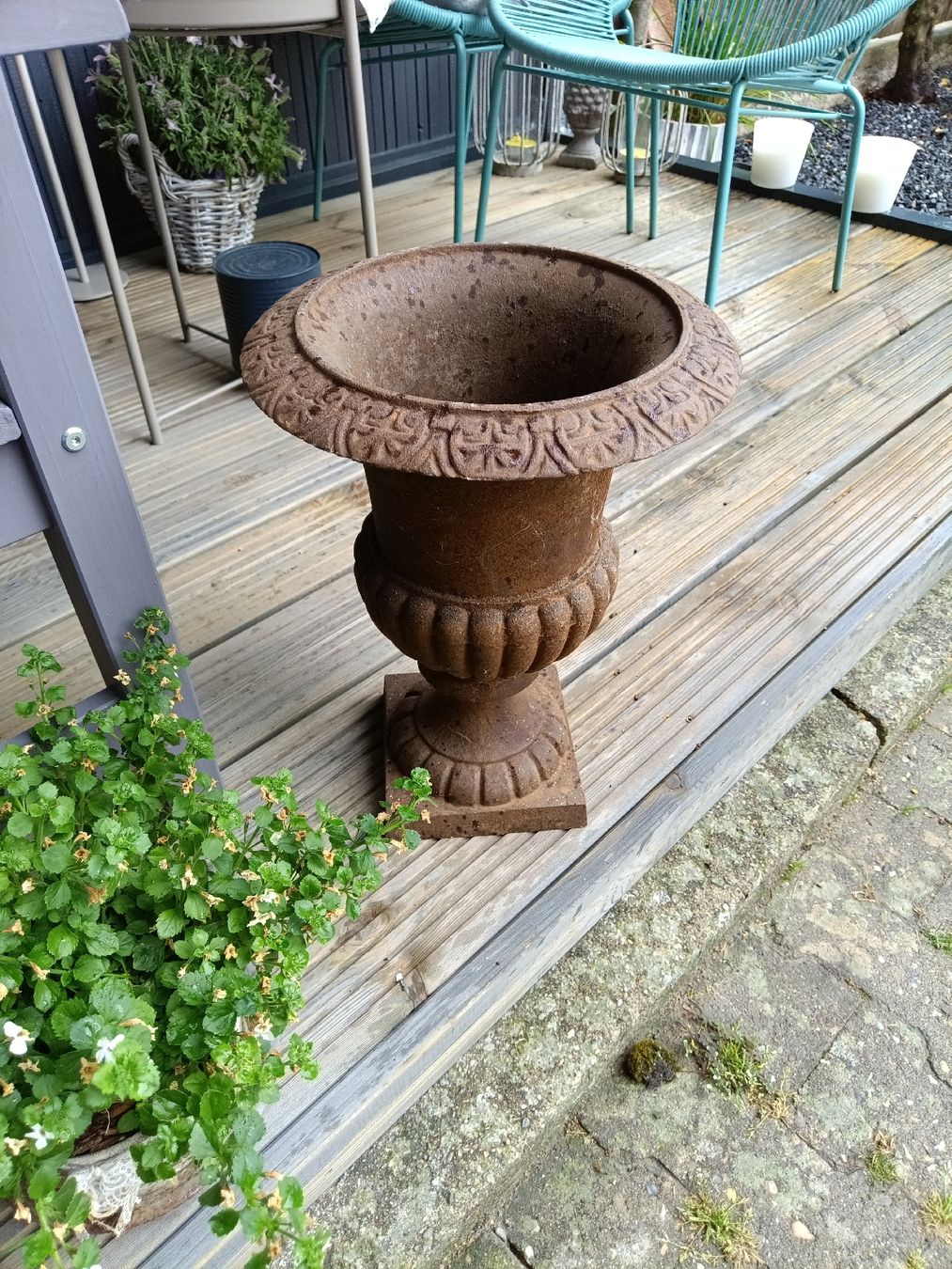 Vasi per fiori: Amphore Gusseisen – Usato da Lengnau BE venduto da m500 2