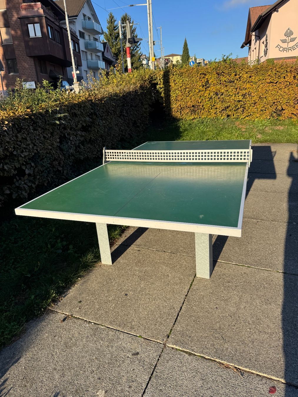 Tennis da tavolo: Outdoor-Tischtennistisch – Usato da Buttikon SZ venduto da Van_Schoch 1