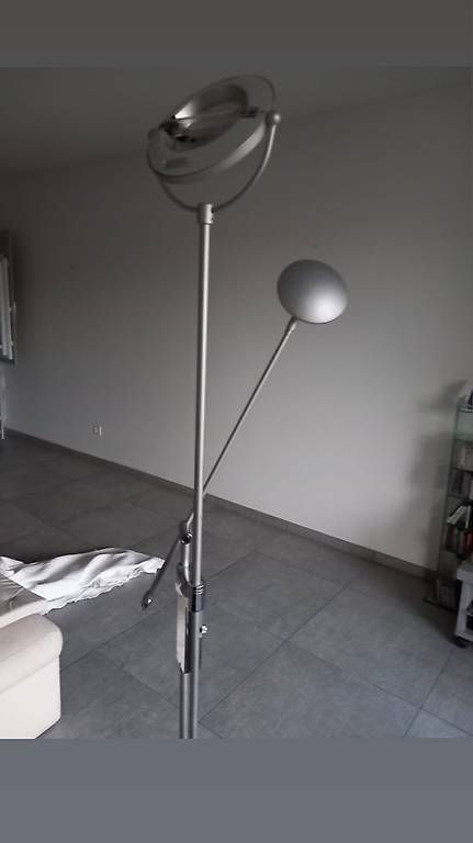 Lampade: Lampada da terra   colore argento – Usato da Minusio venduto da son_mrf5 2