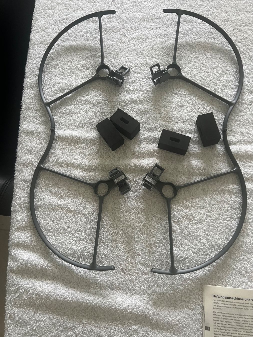 DJI RC Modellbau: 2 x DJI Mavic Pro Propellerschutz + 2 x8331 Gold Propeller – Neu (gemäss Beschreibung) aus Neukirch / Egnach von Taucher68 3