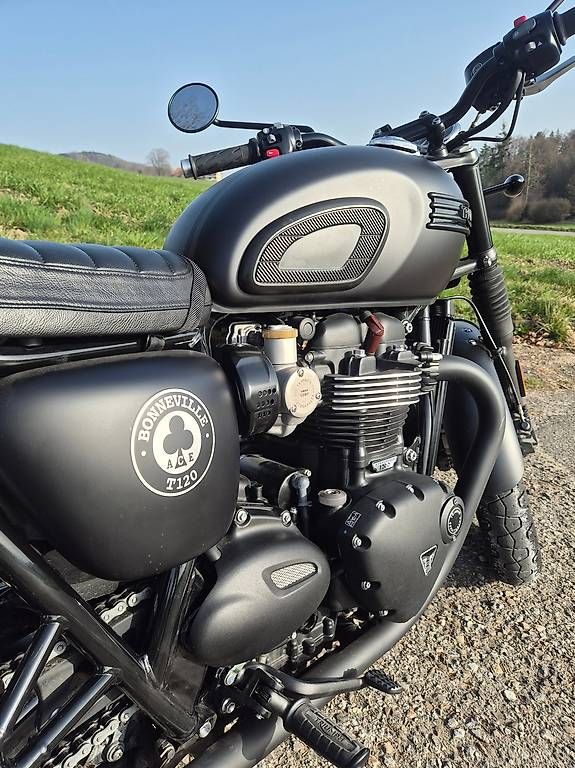 Strada: TRIUMPH T120 ACE Version black / Limited Edition – Usato da Bolligen venduto da mol_pz8f 1