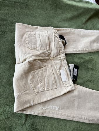 Richmond Jans Hose
