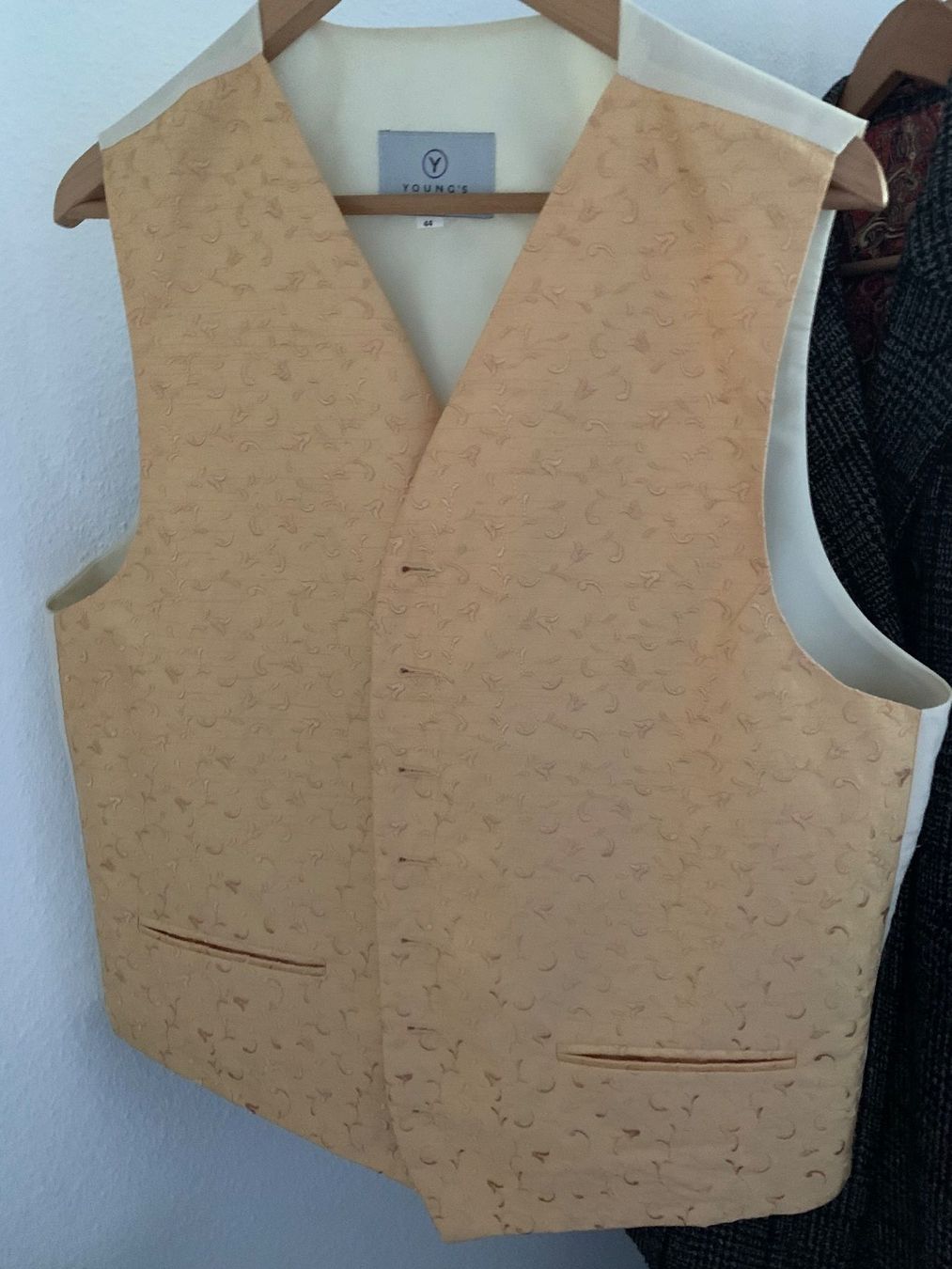 Gilet & Giacche: Seidenweste für Herren Gr44 – Usato da Rossiniere venduto da mar_h9d6
