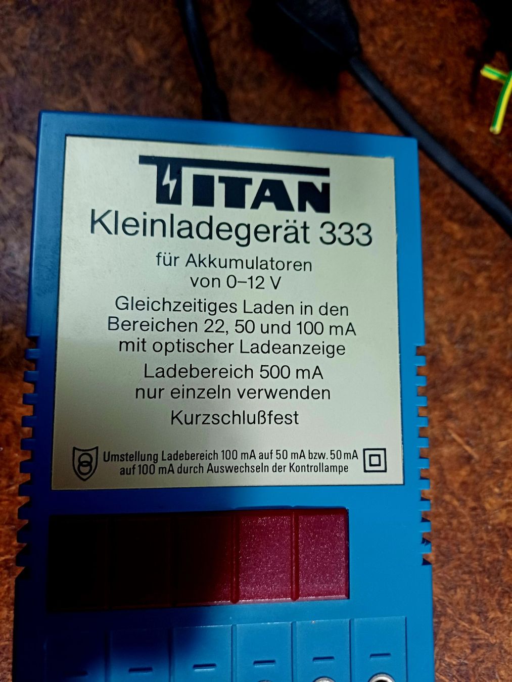 Modellini di ferrovie: Simprop Electronic Ladegerät für Modellbauakkus – Nuovo e nell'imballaggio originale da Kloten venduto da Juanita3