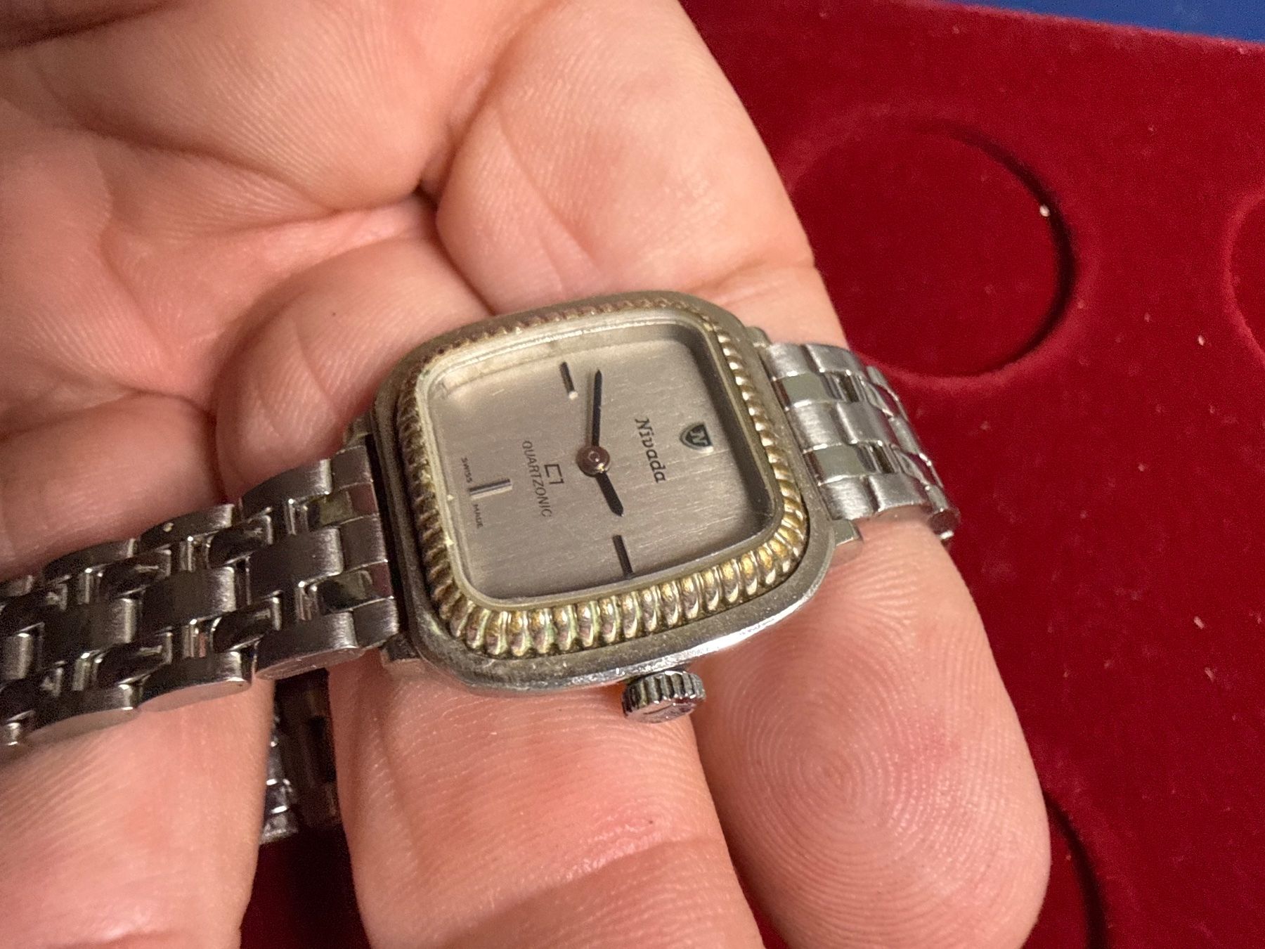 Nivada Uhren: Nivada Quarz 25 mm – Gebraucht aus Pfeffingen von Allhandelklgwatches 1