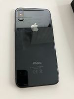 iPhone X mit 64 GB, schwarz mit Karton