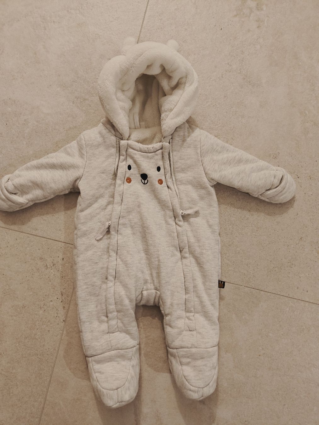 Pagliaccetti: winter combi size 3months  – Usato da Lonay venduto da ari_2xzm