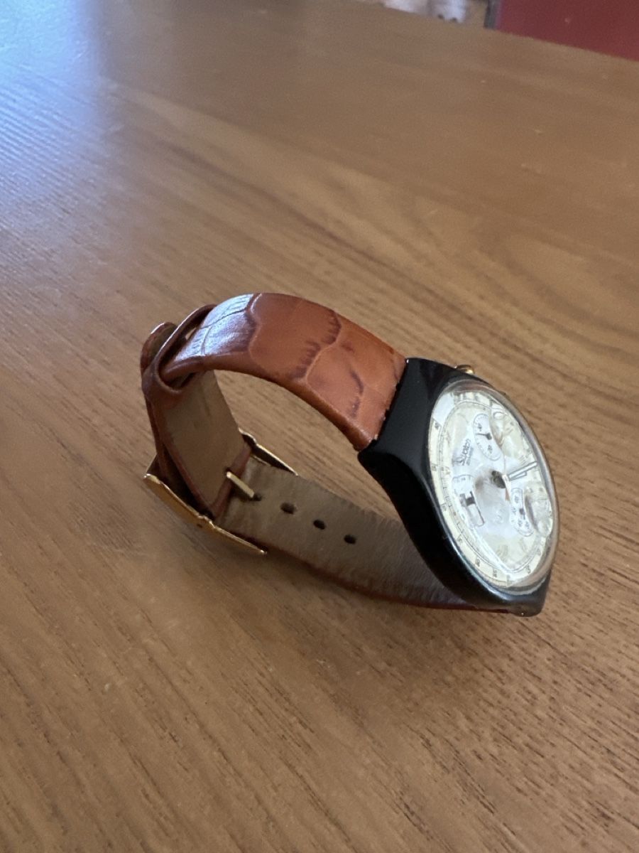 Swatch Orologi: Swatch Chronograph mit Original Lederarmband Vintage Uhr – Usato da Luzern venduto da Fjus 2