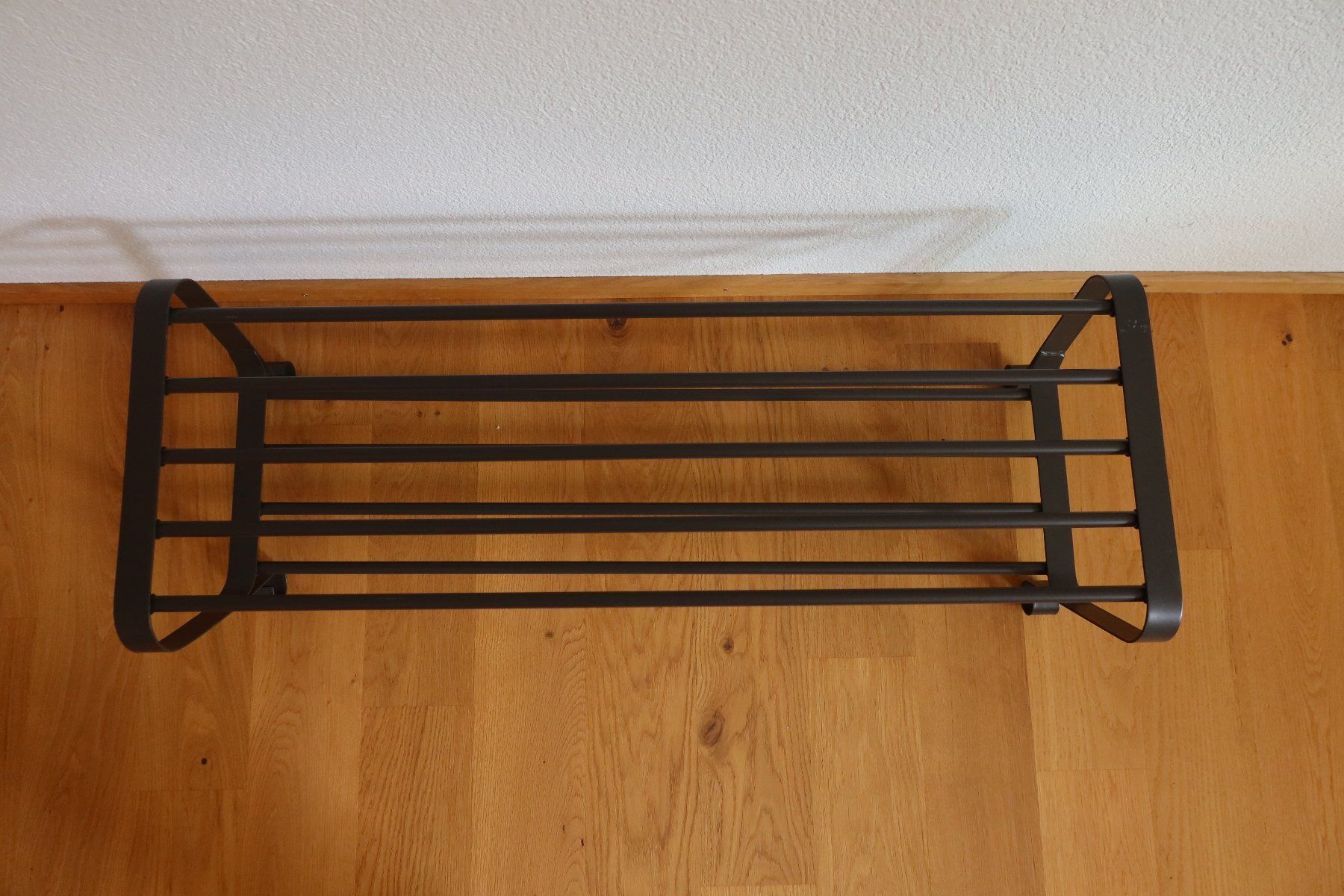 Scaffali: Schuhregal Metall schwarz – Usato da Kilchberg ZH venduto da and_y5q6 2