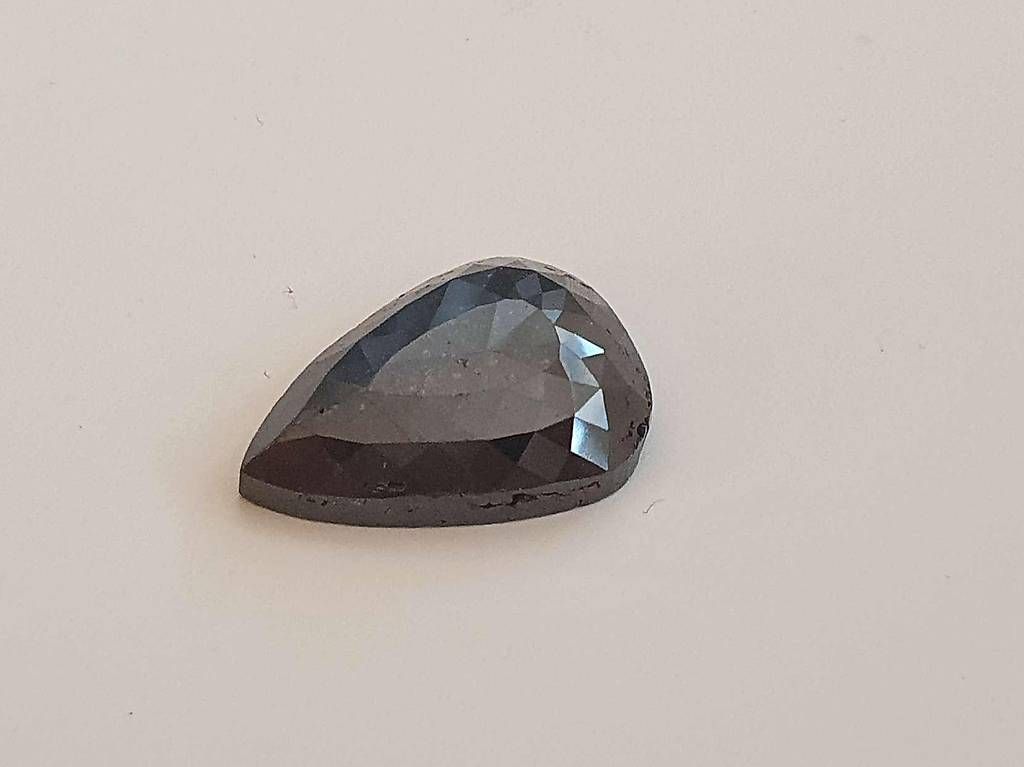 Pietre preziose: Diamant Fancy Black 17.30 ct GIA – Usato da Châtelaine venduto da GenevaTrade 1